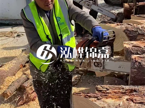 松木樁施工隊(duì)泓樺錦嘉 - 河道護(hù)岸用打樁木選什么材質(zhì)？